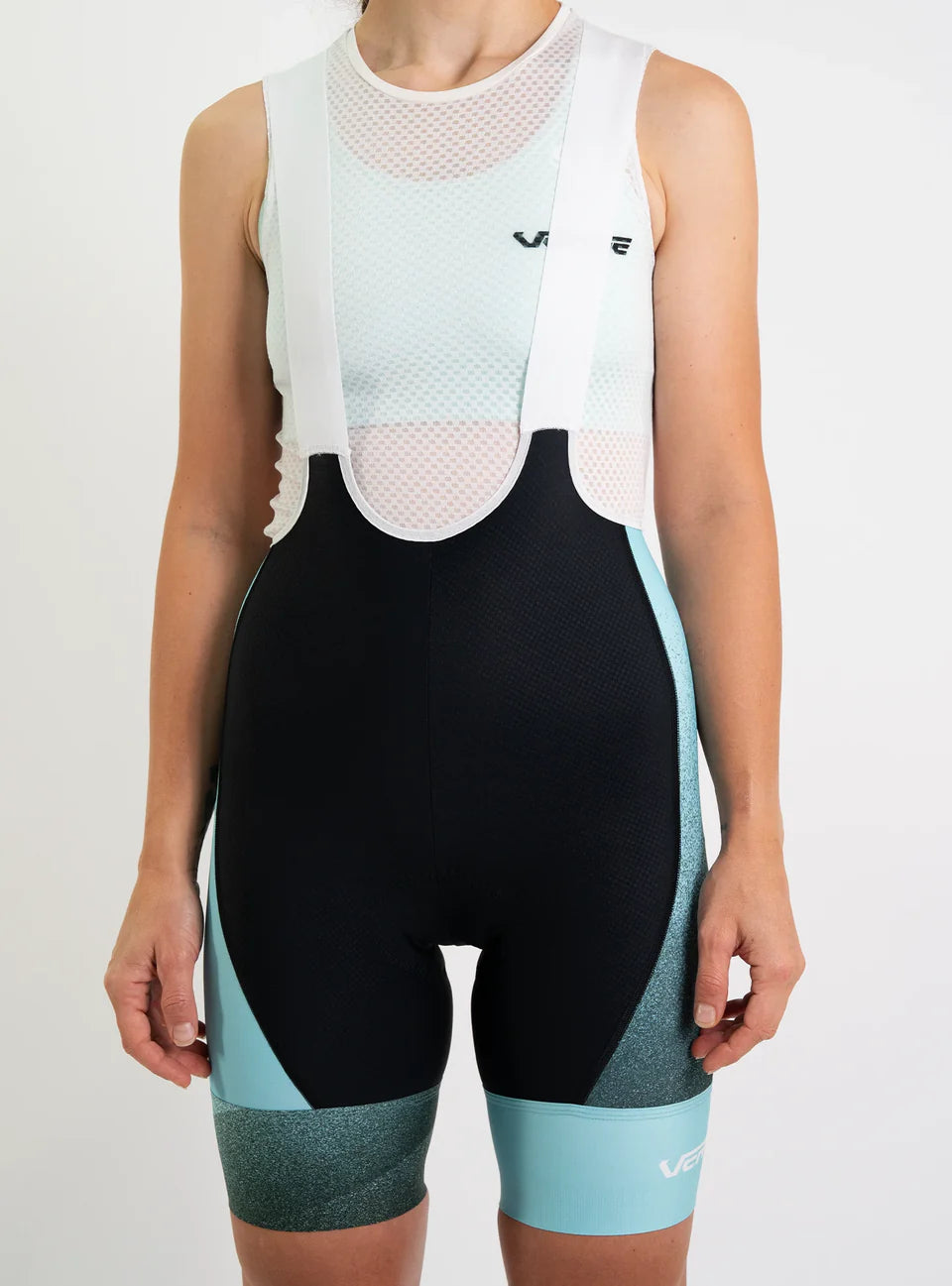 VERGE GRAND BIBS  - [JUST BLACK]